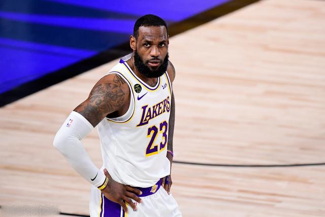 余嘉豪18分王哲林13分10篮板 浙江力克上海